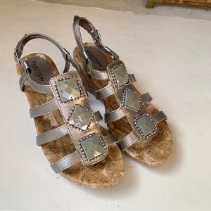 EUC Kenneth Cole Reaction Wedge Sandals Strappy Gladiator Girl’s 5 Women’s 6.5